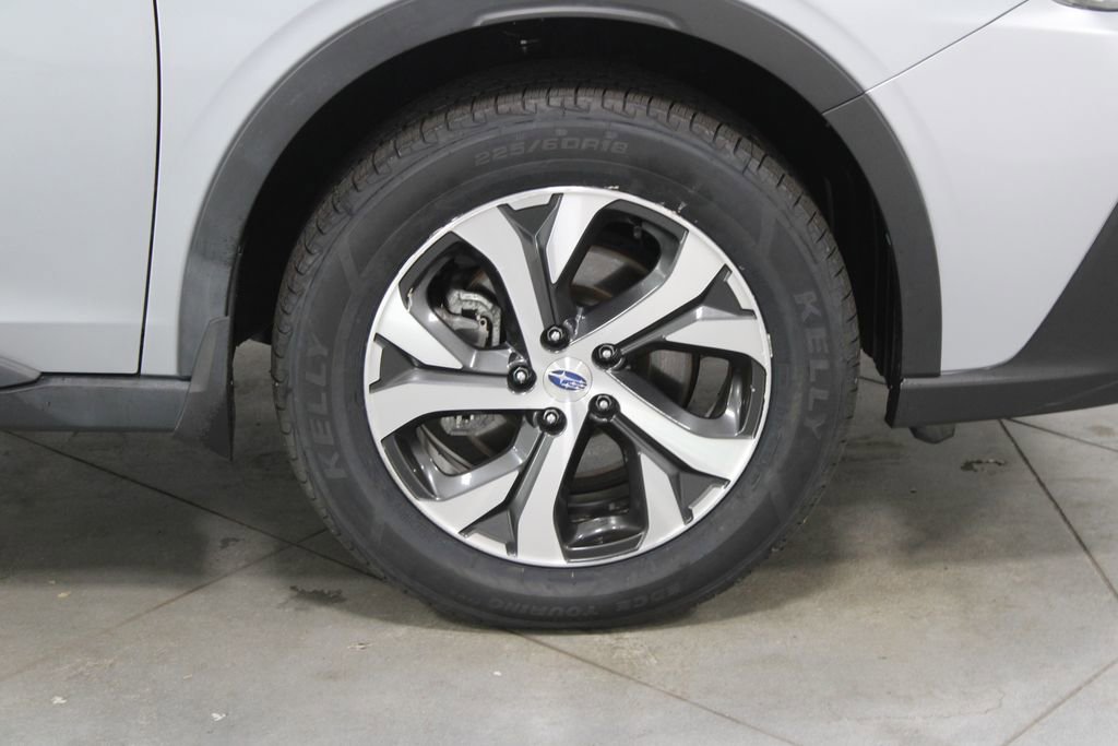 Used 2022 Subaru Outback Limited image 11
