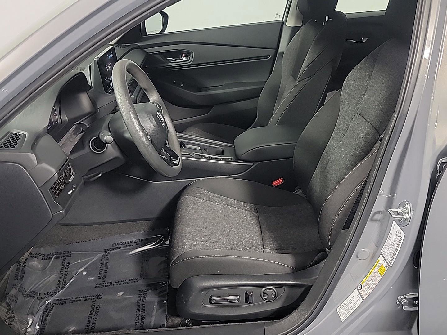 Certified 2025 Honda Accord SE image 19