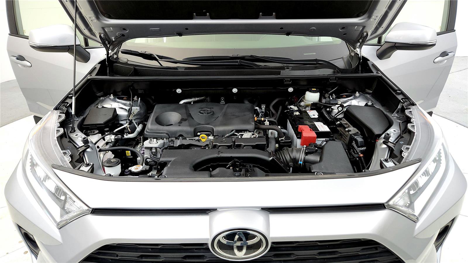 Used 2020 Toyota RAV4 XLE w/ Convenience Package image 15