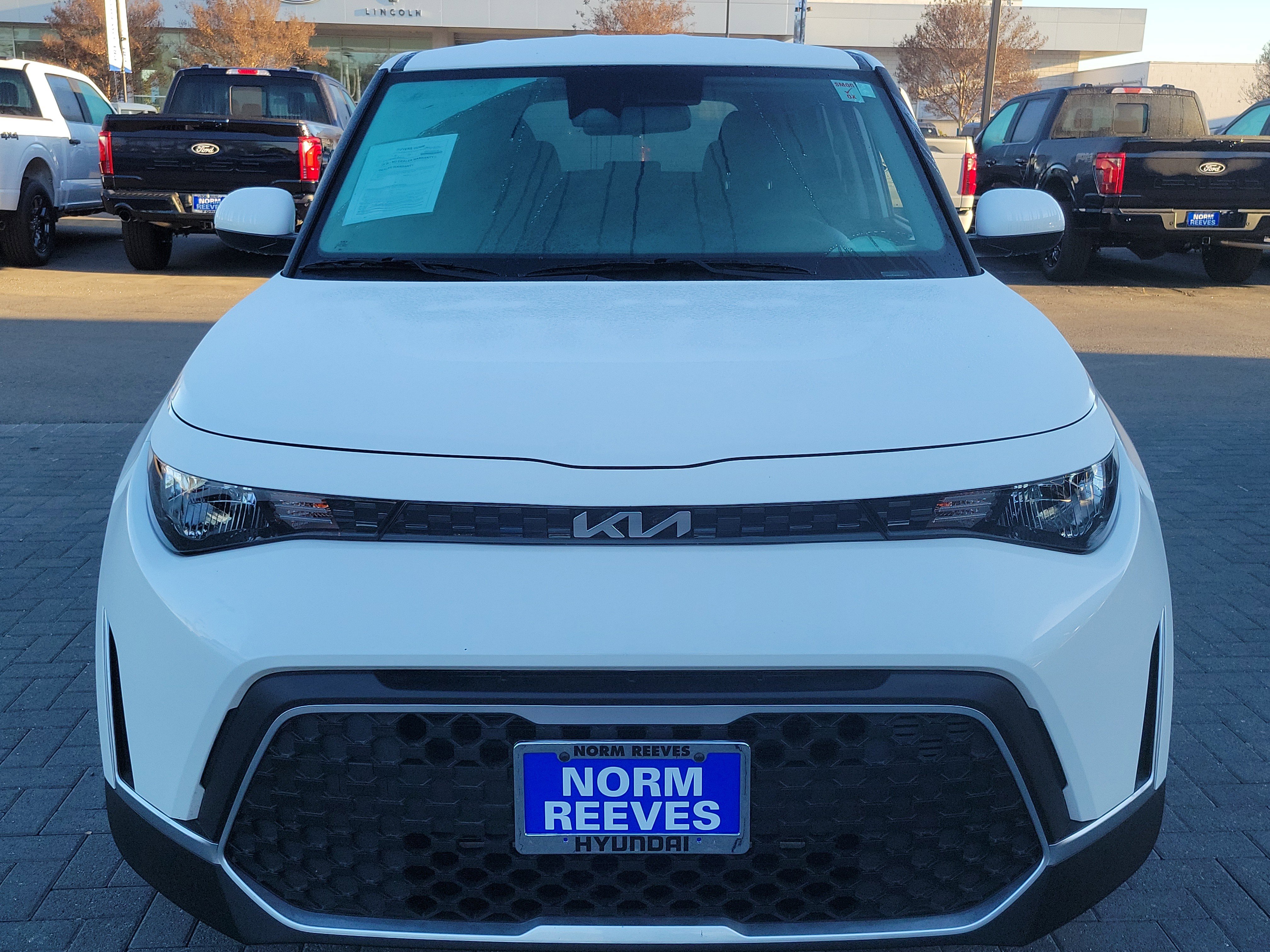 Used 2025 Kia Soul LX image 25