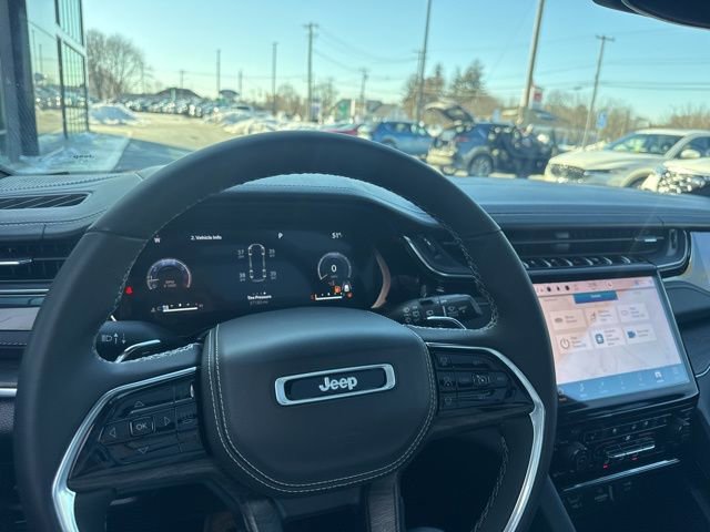 Used 2023 Jeep Grand Cherokee L Overland image 23