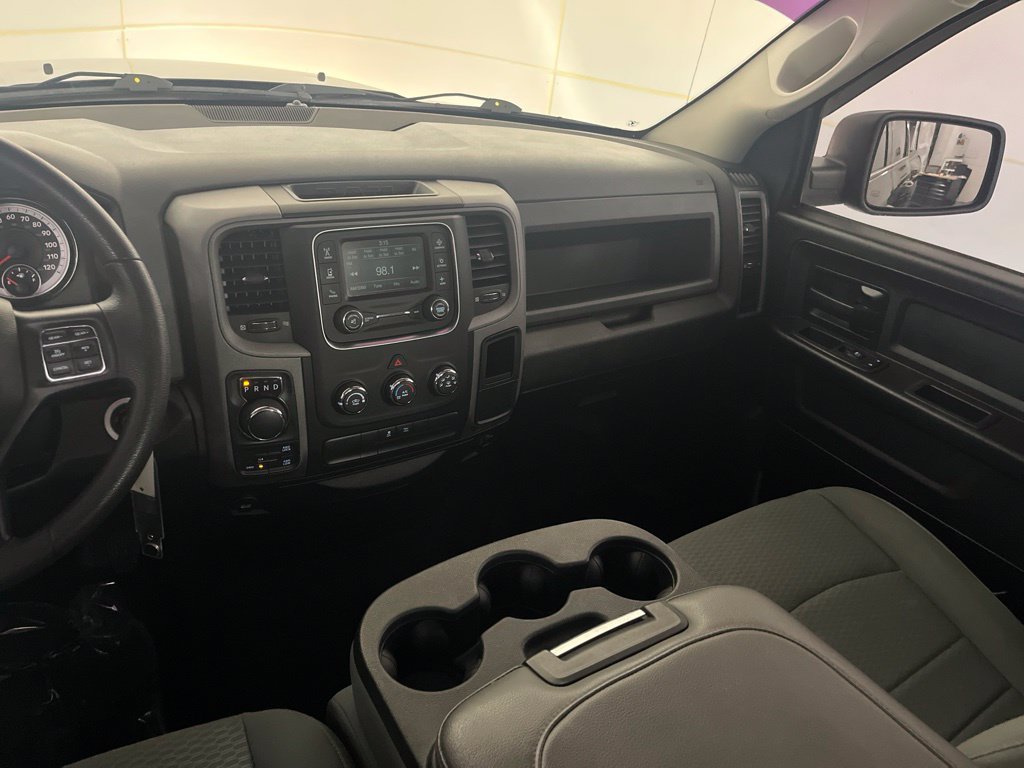 Used 2019 RAM 1500 ST w/ SXT Plus Group AWD/4WD image 32