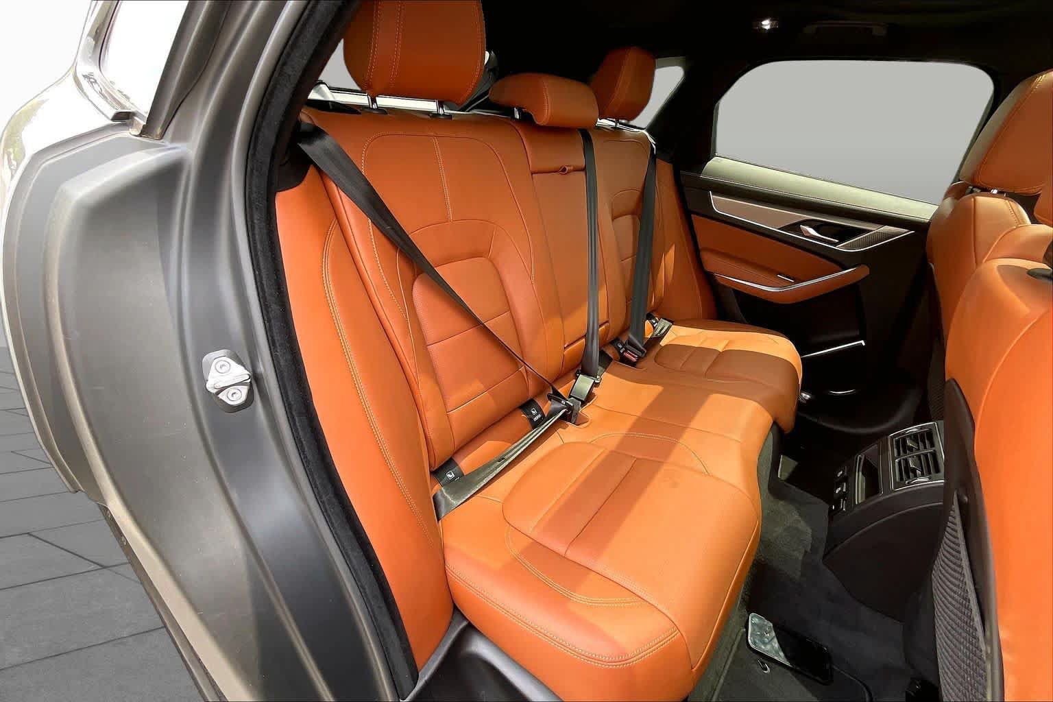 Used 2025 Jaguar F-PACE R-Dynamic S AWD/4WD image 19