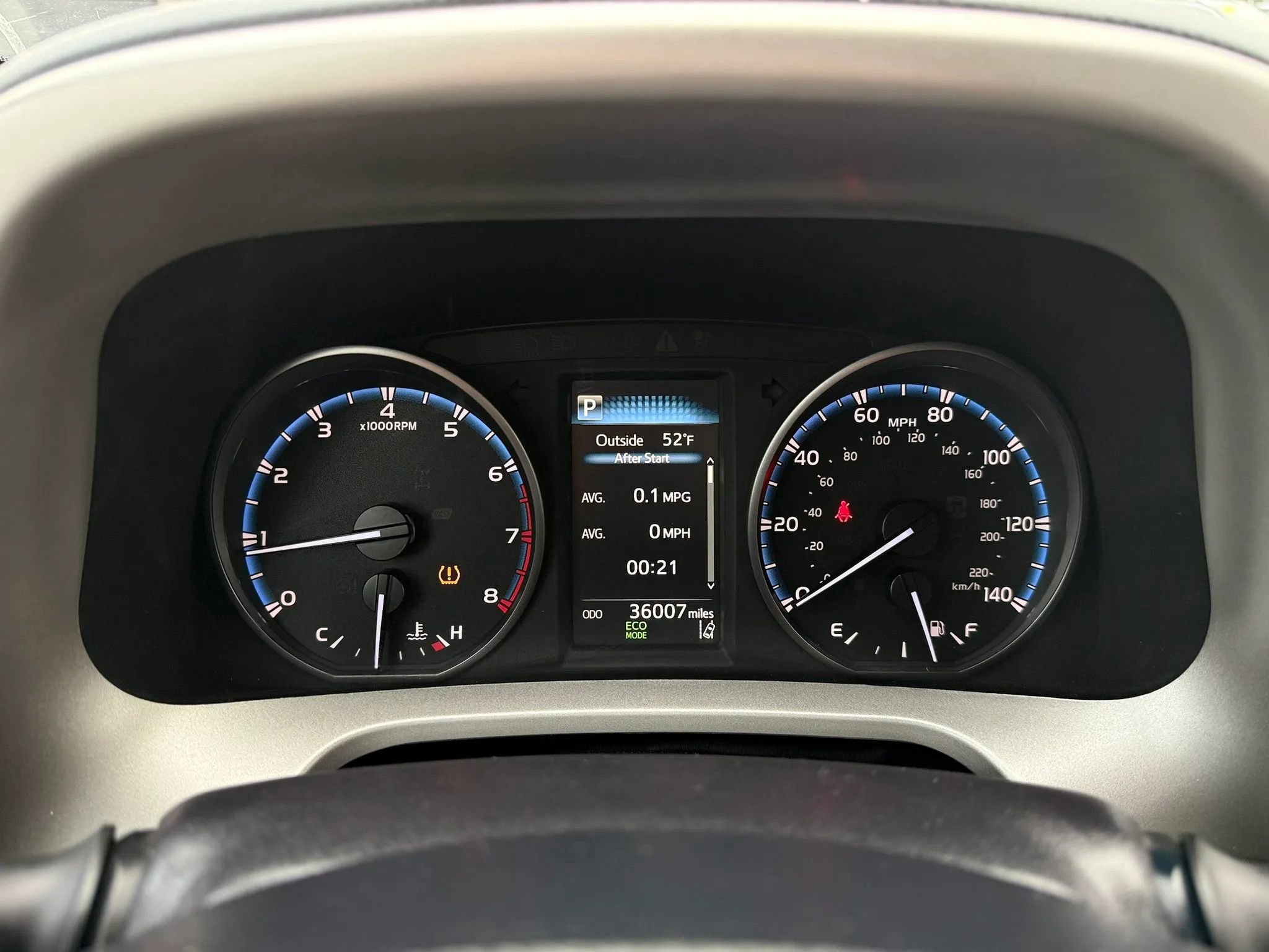 Used 2017 Toyota RAV4 XLE AWD/4WD image 31