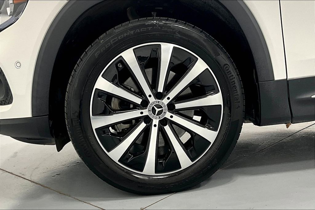 Used 2022 Mercedes-Benz GLB 250 image 11