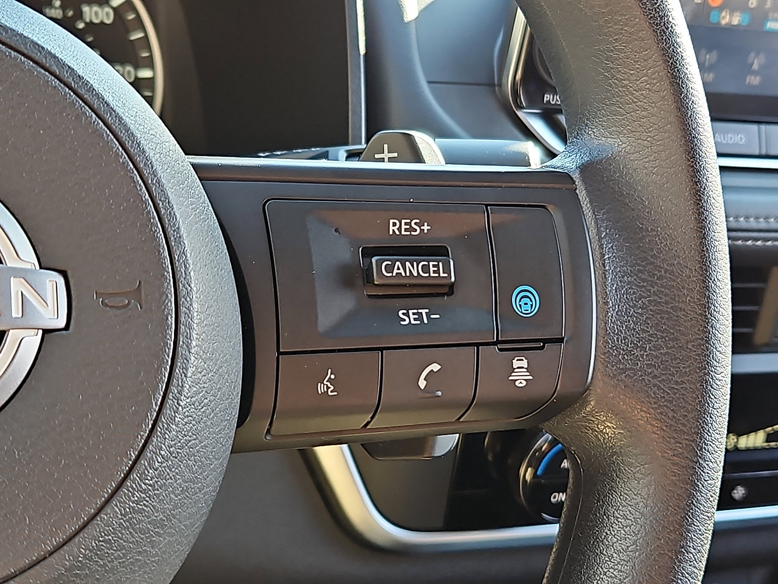 Certified 2024 Nissan Rogue SV AWD/4WD image 20