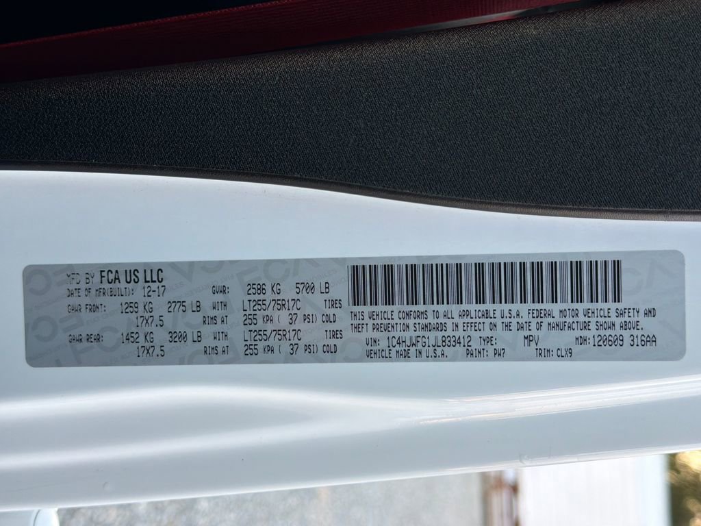 Used 2018 Jeep Wrangler Unlimited Rubicon image 31