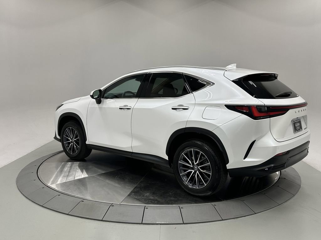 Used 2025 Lexus NX 250 FWD w/ Premium Package image 5