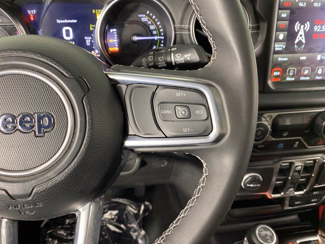 Used 2023 Jeep Wrangler Unlimited Sahara AWD/4WD image 22
