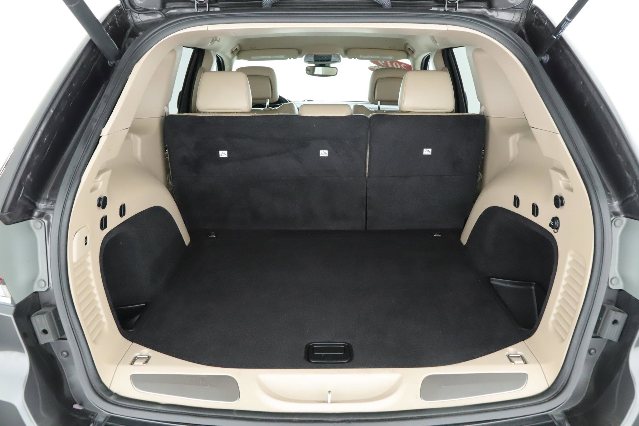 Certified 2019 Jeep Grand Cherokee Limited image 17