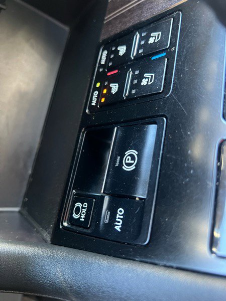 Used 2017 Lexus RX 450h AWD image 22