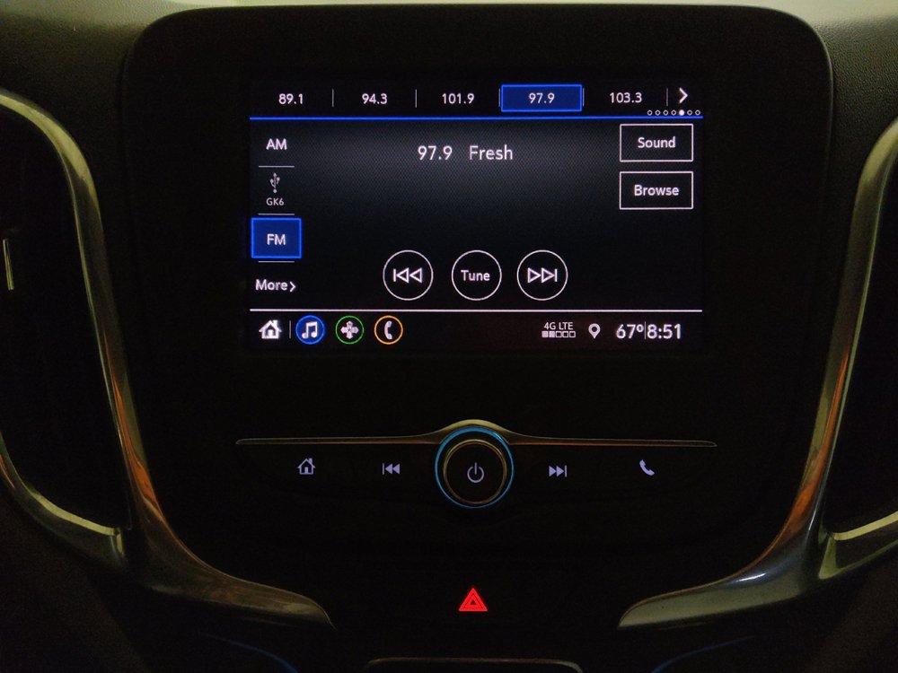 Used 2021 Chevrolet Equinox LS FWD image 25