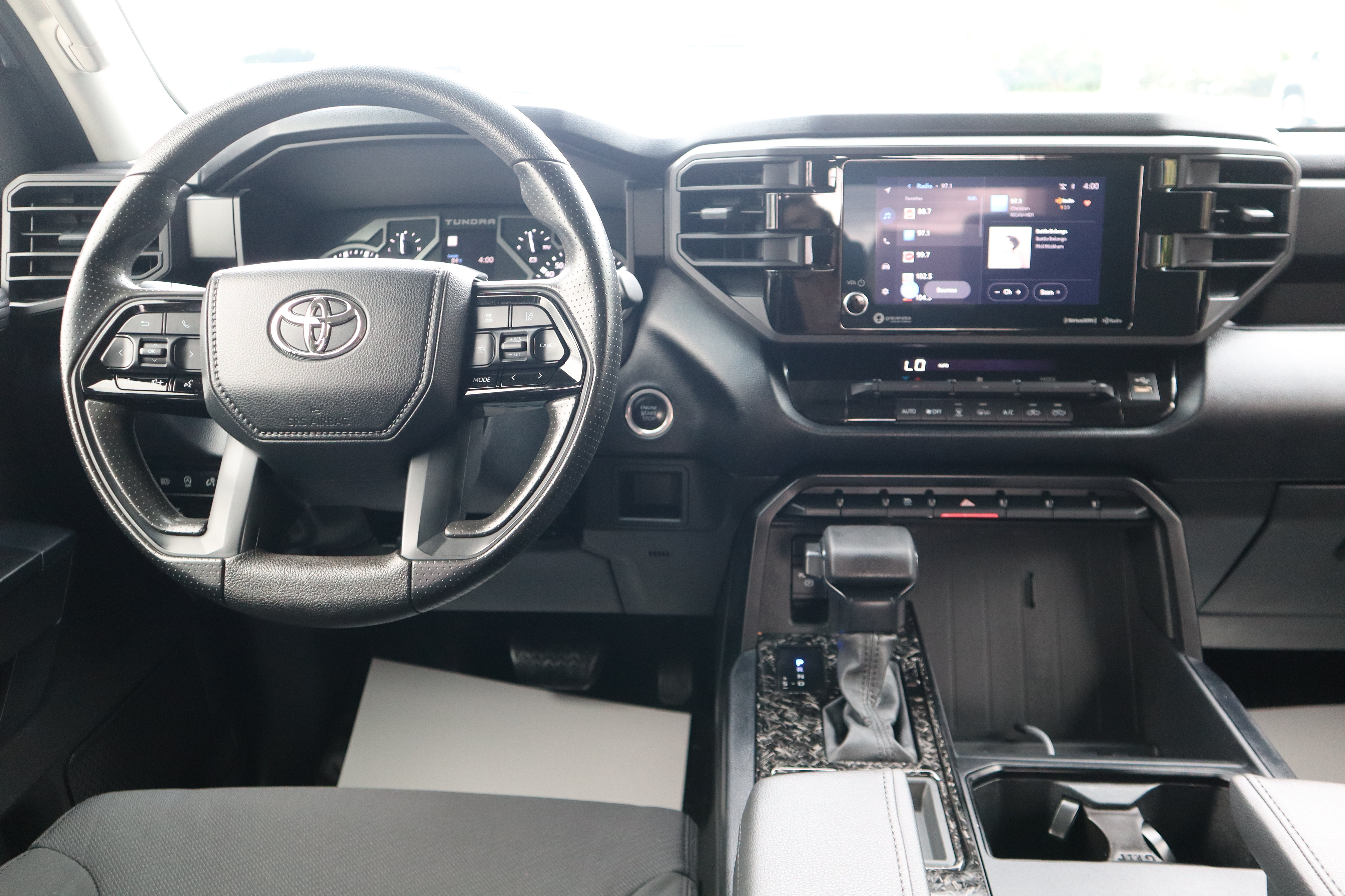 Used 2023 Toyota Tundra SR AWD/4WD image 14