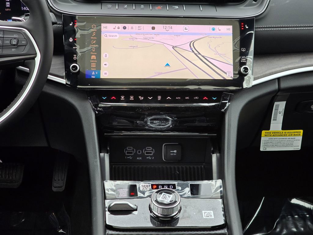 New 2026 Jeep Grand Cherokee Altitude AWD/4WD image 31