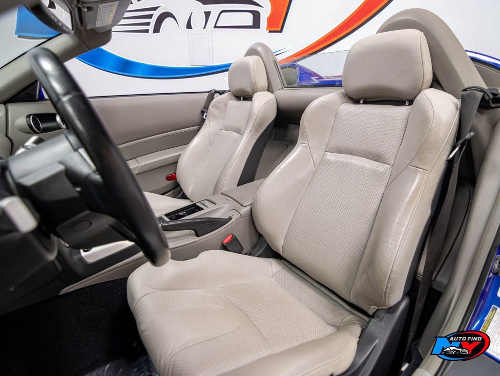 Used 2006 Nissan 350Z Touring RWD image 16
