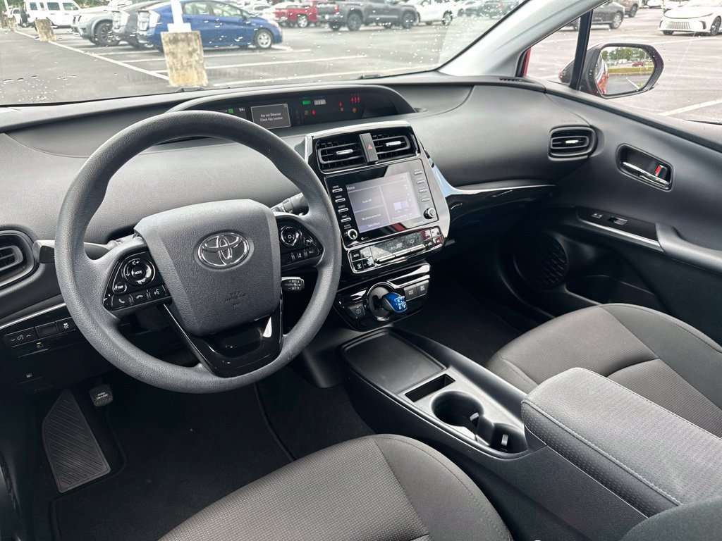 Used 2021 Toyota Prius L Eco FWD image 22