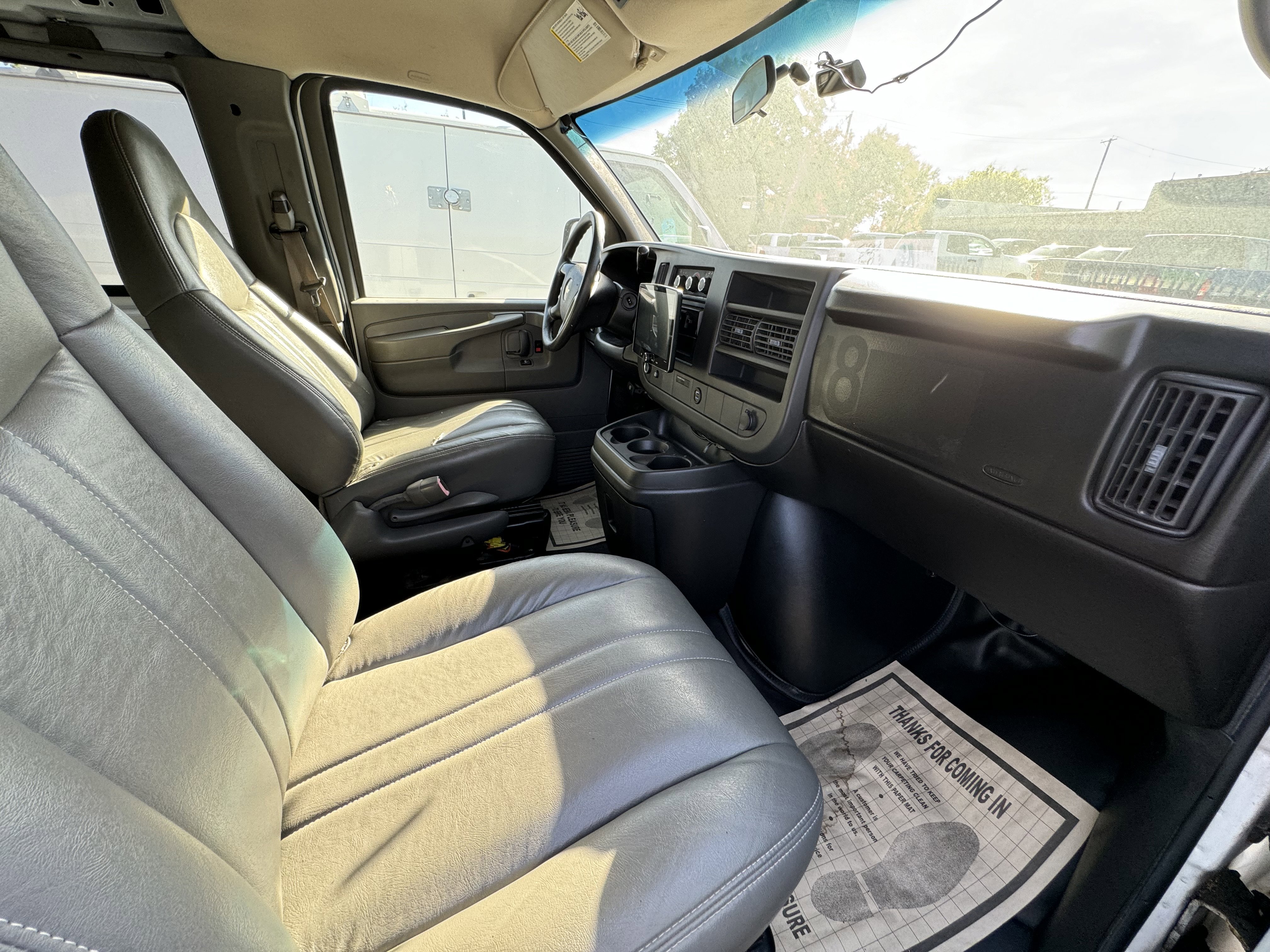 Used 2009 Chevrolet Express 1500 AWD Passenger w/ Power Package image 6
