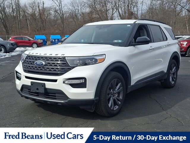 Used 2023 Ford Explorer XLT w/ Equipment Group 202A AWD/4WD image 5