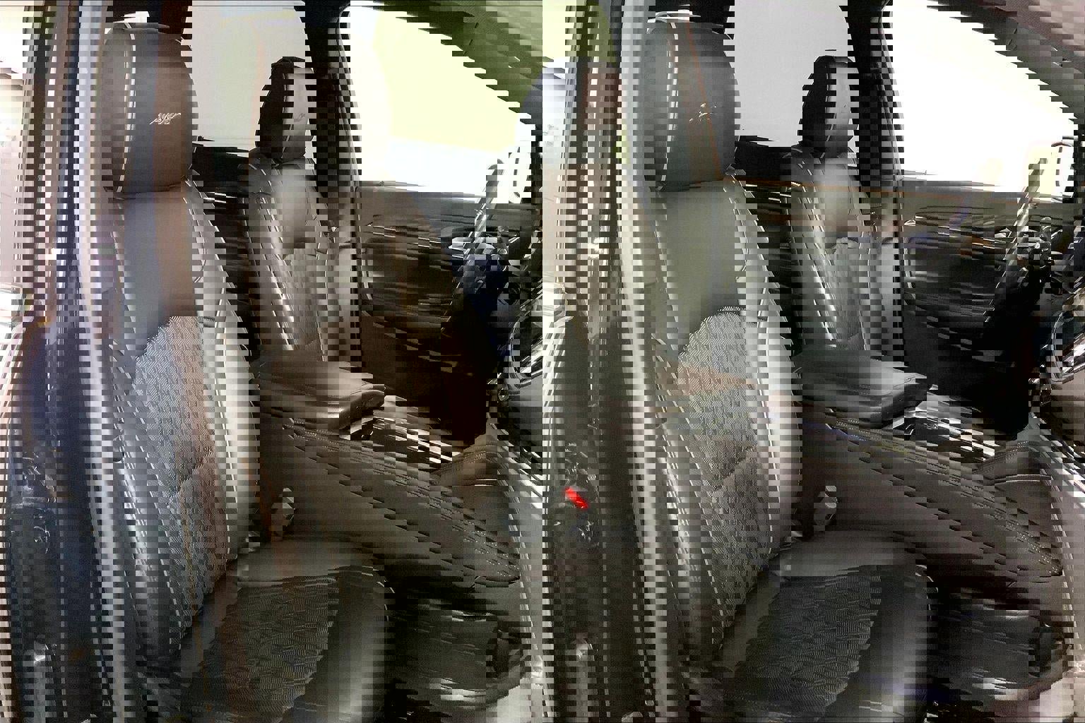 Used 2022 Buick Enclave Avenir w/ Avenir Technology Package image 7