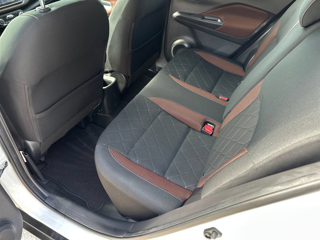 Used 2019 Nissan Kicks SR w/ Exterior Package FWD image 33