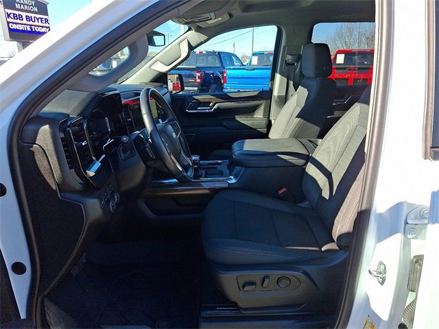 Used 2023 Chevrolet Silverado 1500 LT w/ Protection Package image 10