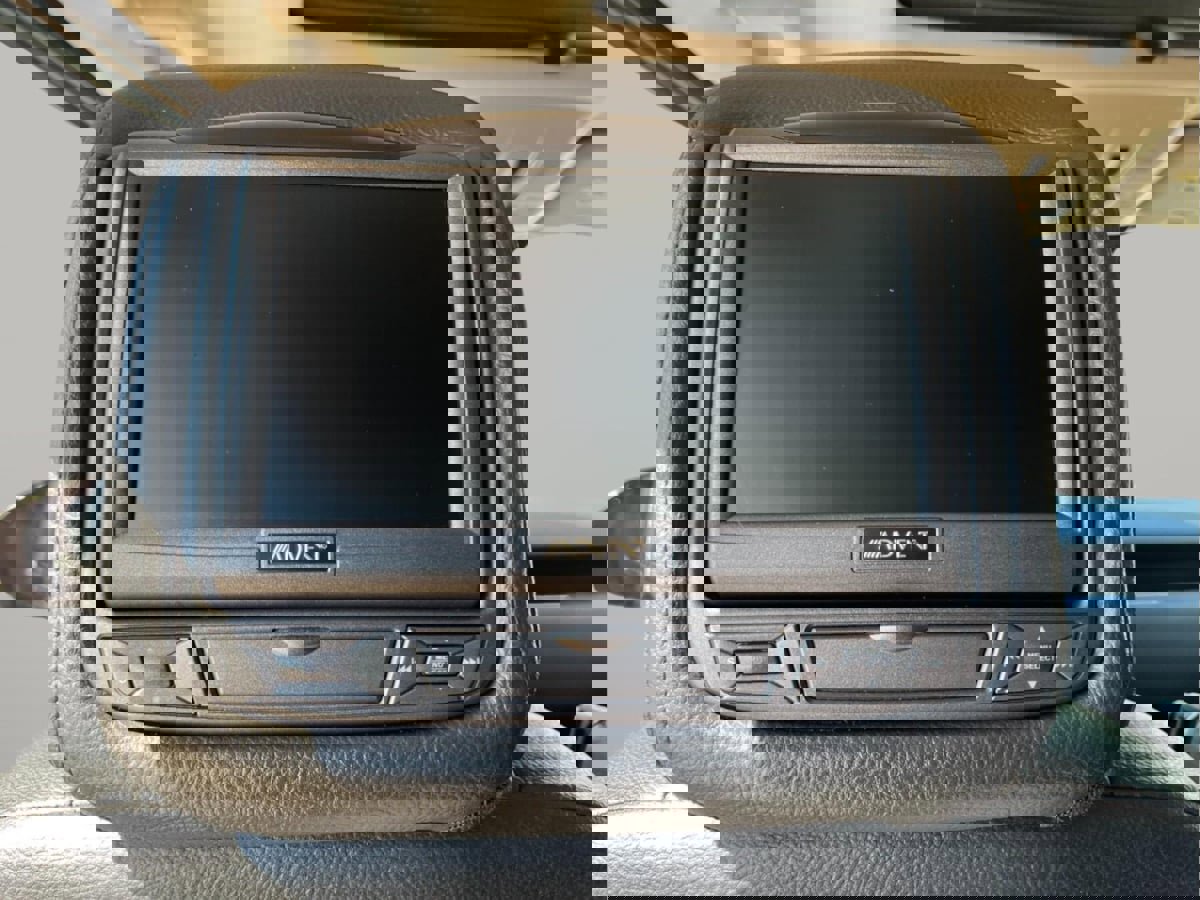 Used 2016 Land Rover LR4 HSE Silver Edition image 28