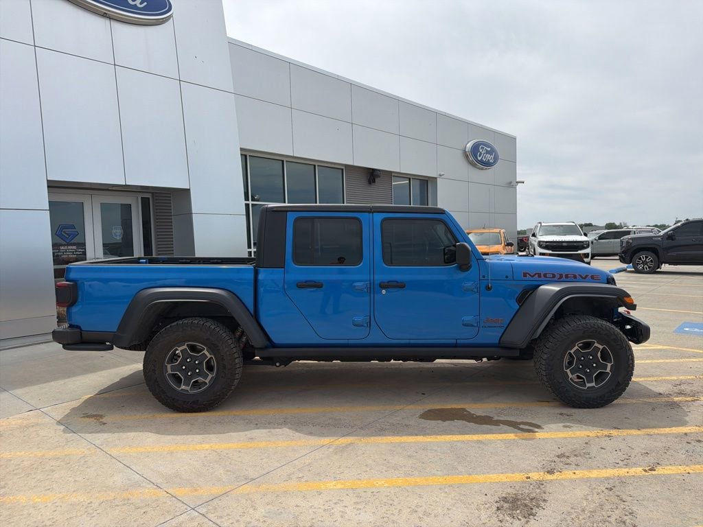 Used 2021 Jeep Gladiator Mojave AWD/4WD image 11