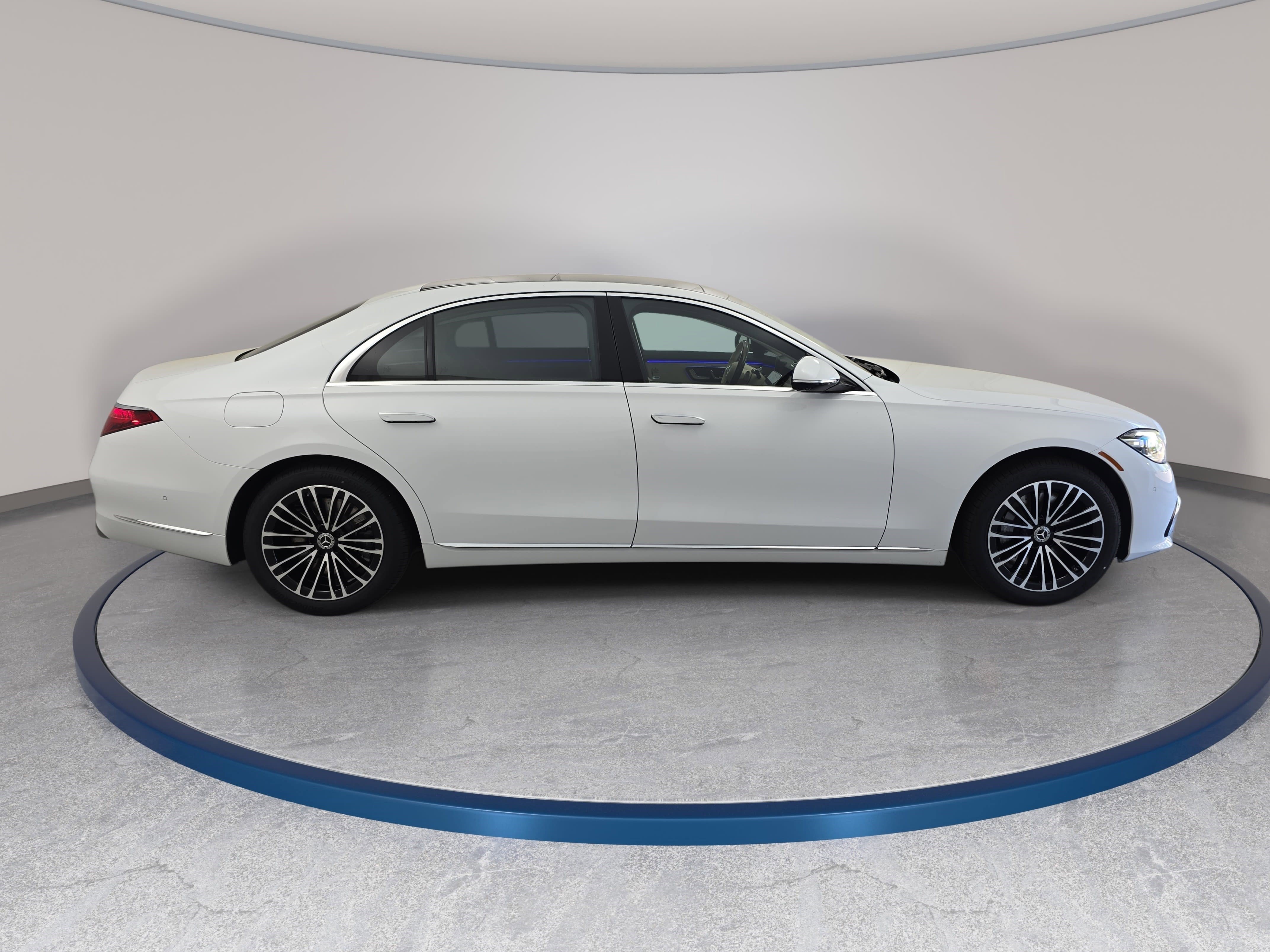 New 2026 Mercedes-Benz S 580 4MATIC Sedan image 4