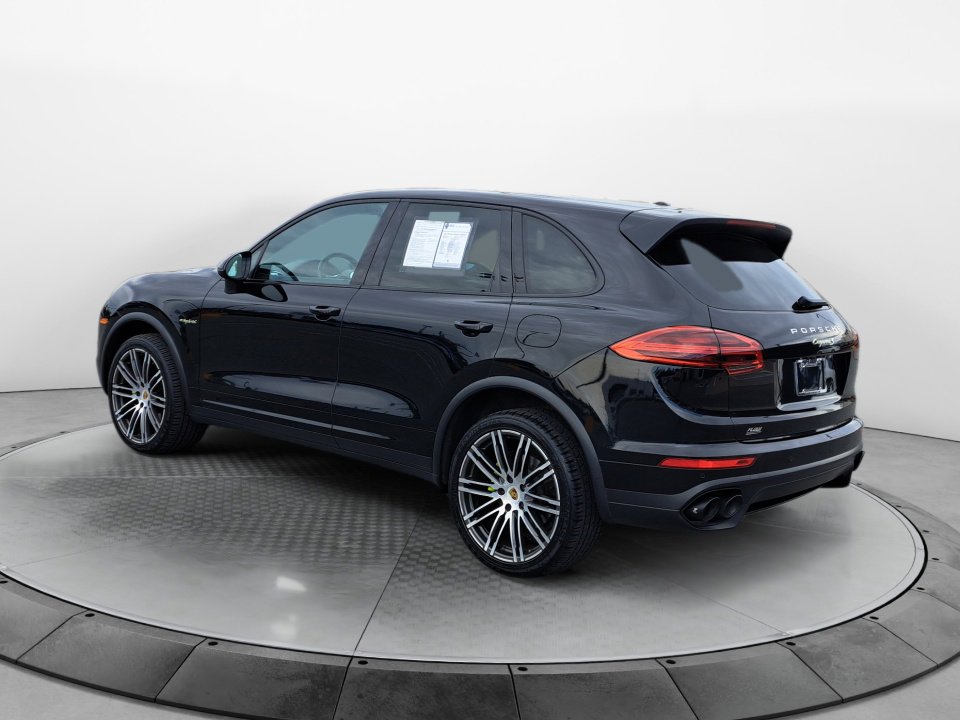 Used 2015 Porsche Cayenne S w/ Premium Package AWD/4WD image 5