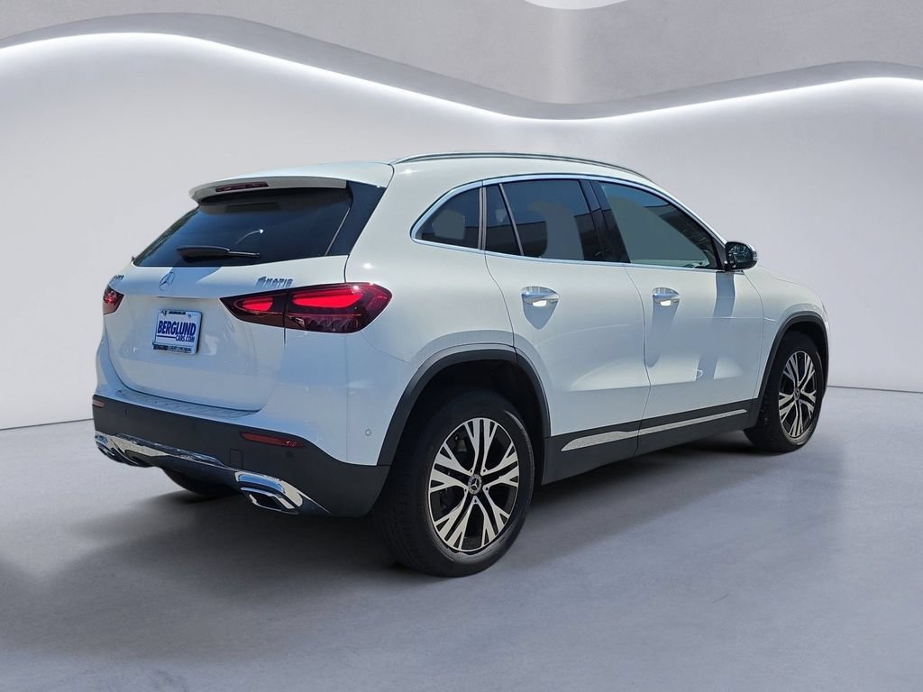 Used 2025 Mercedes-Benz GLA 250 4MATIC image 4