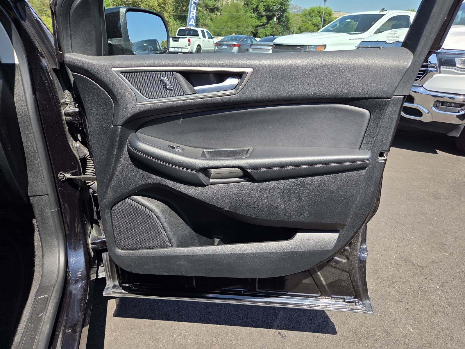 Used 2024 Ford Edge SEL AWD/4WD image 23