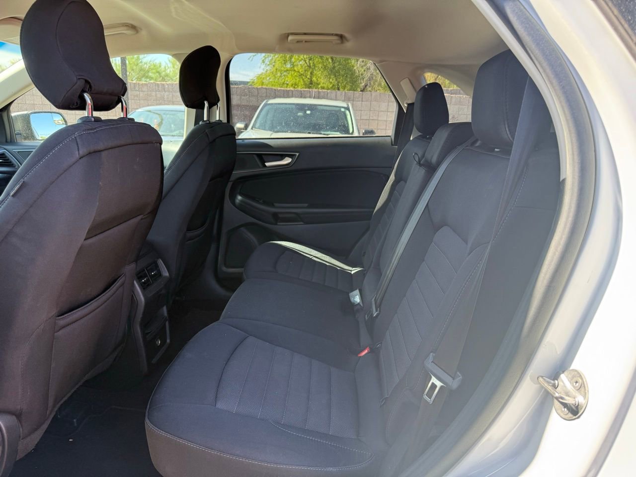 Used 2015 Ford Edge SE FWD image 10