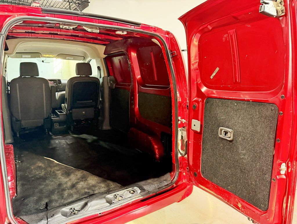 Used 2019 Nissan NV200 SV image 28