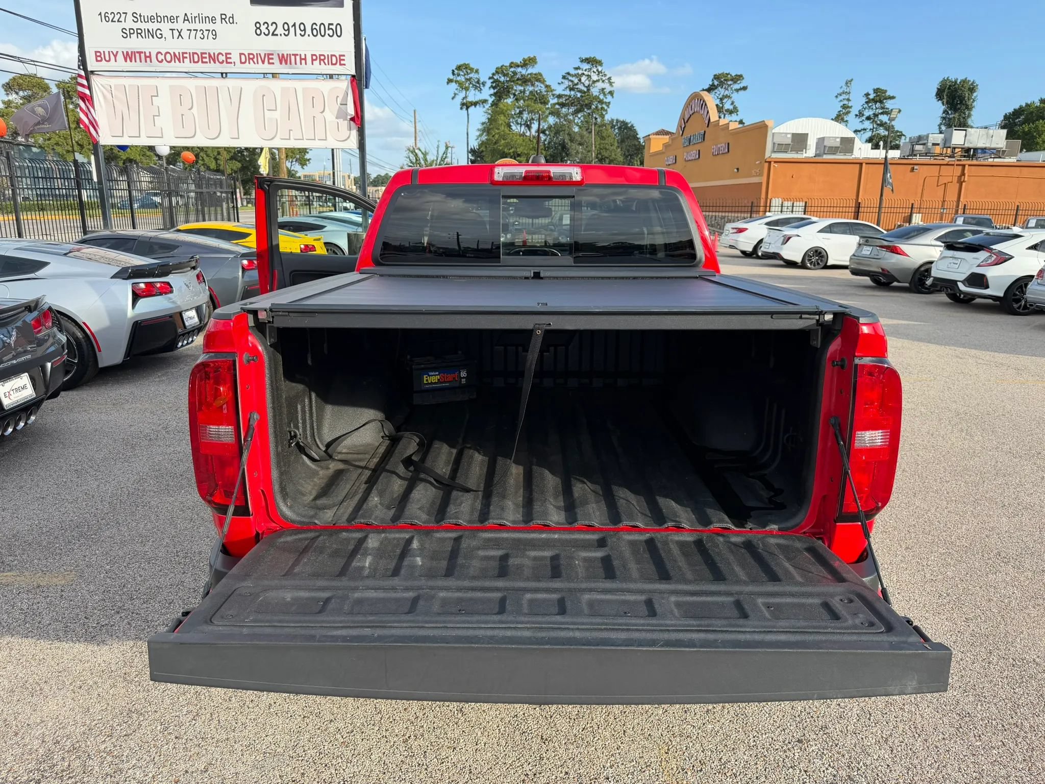 Used 2020 Chevrolet Colorado LT w/ LT Convenience Package AWD/4WD image 14