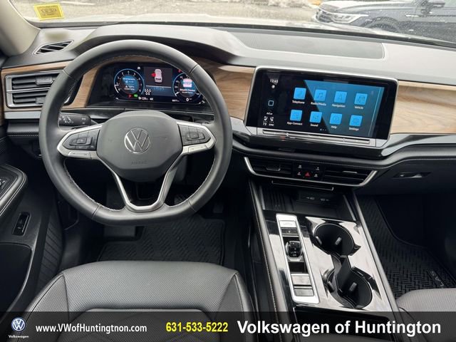 Certified 2025 Volkswagen Atlas SE image 13