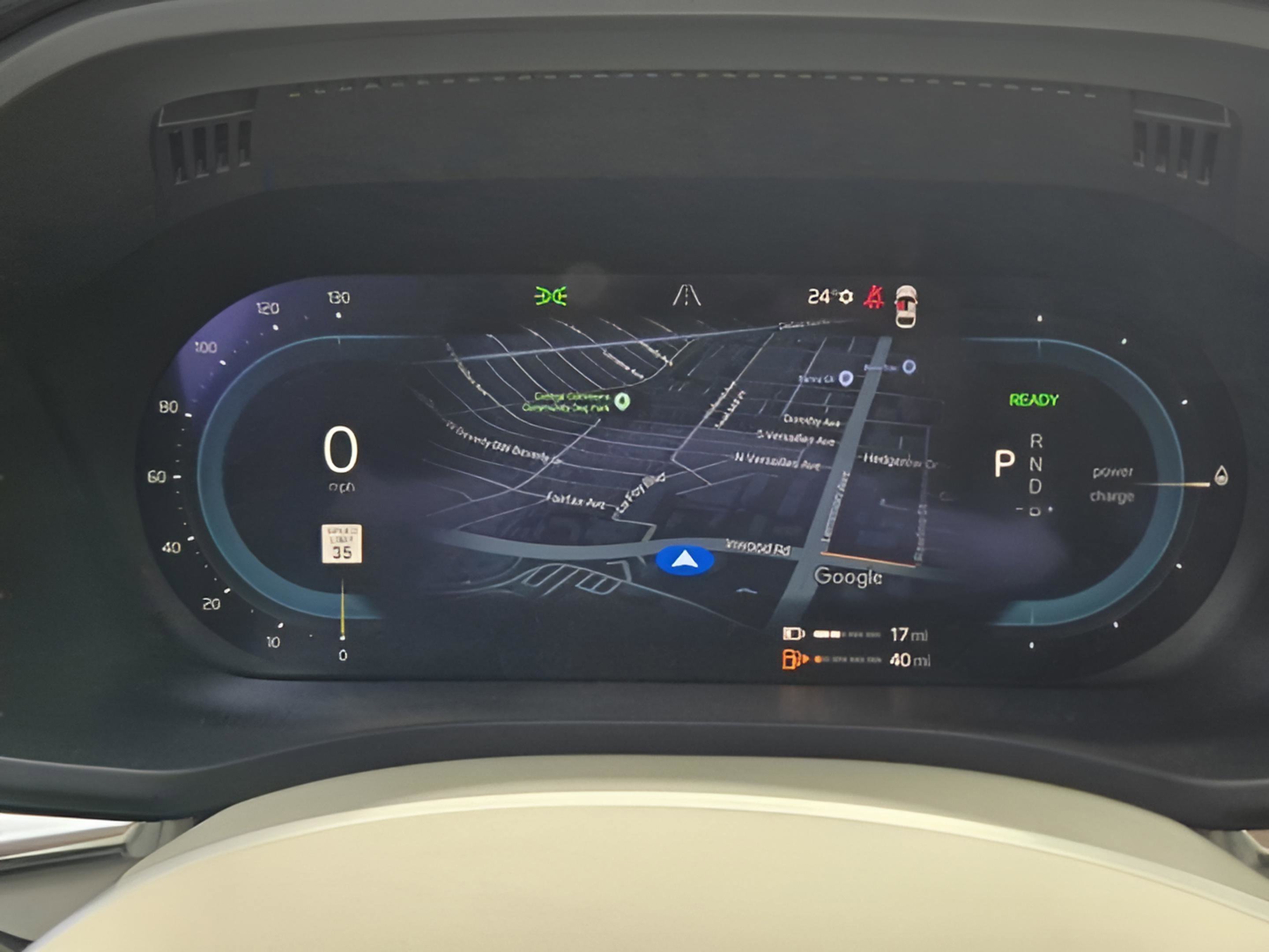 Used 2025 Volvo XC60 T8 Plus w/ Protection Package Premier image 19