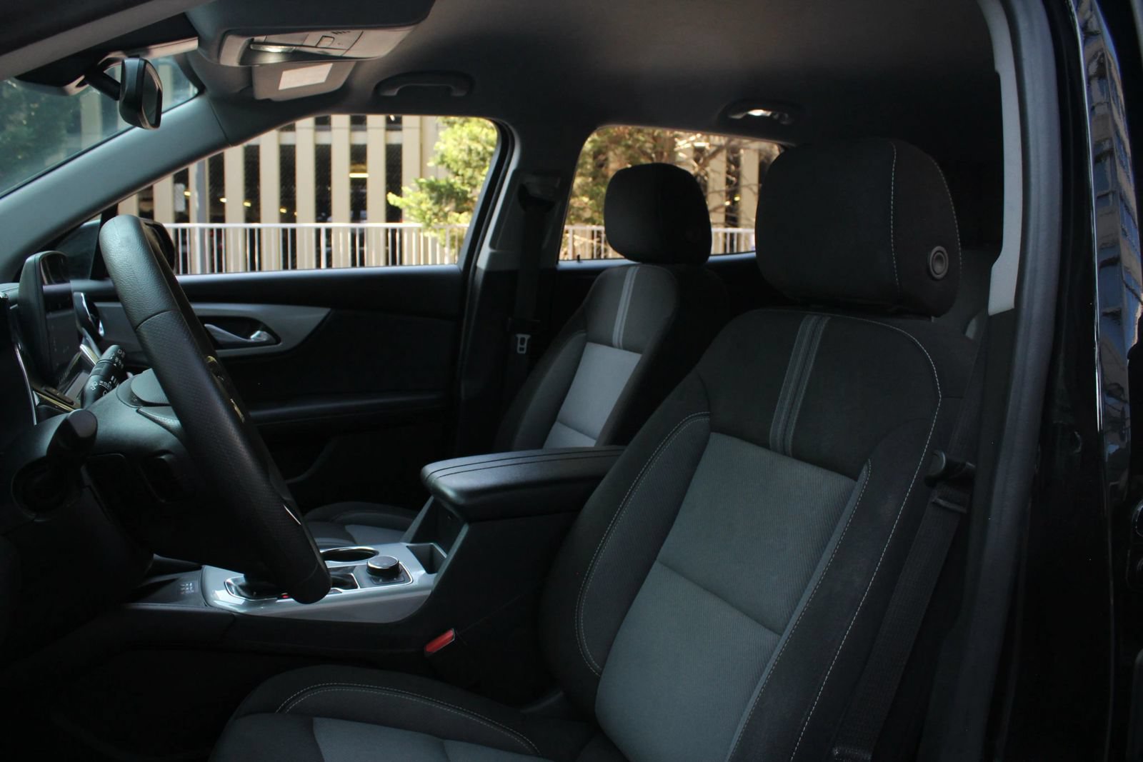 Used 2023 Chevrolet Blazer LT w/ Convenience Package FWD image 16