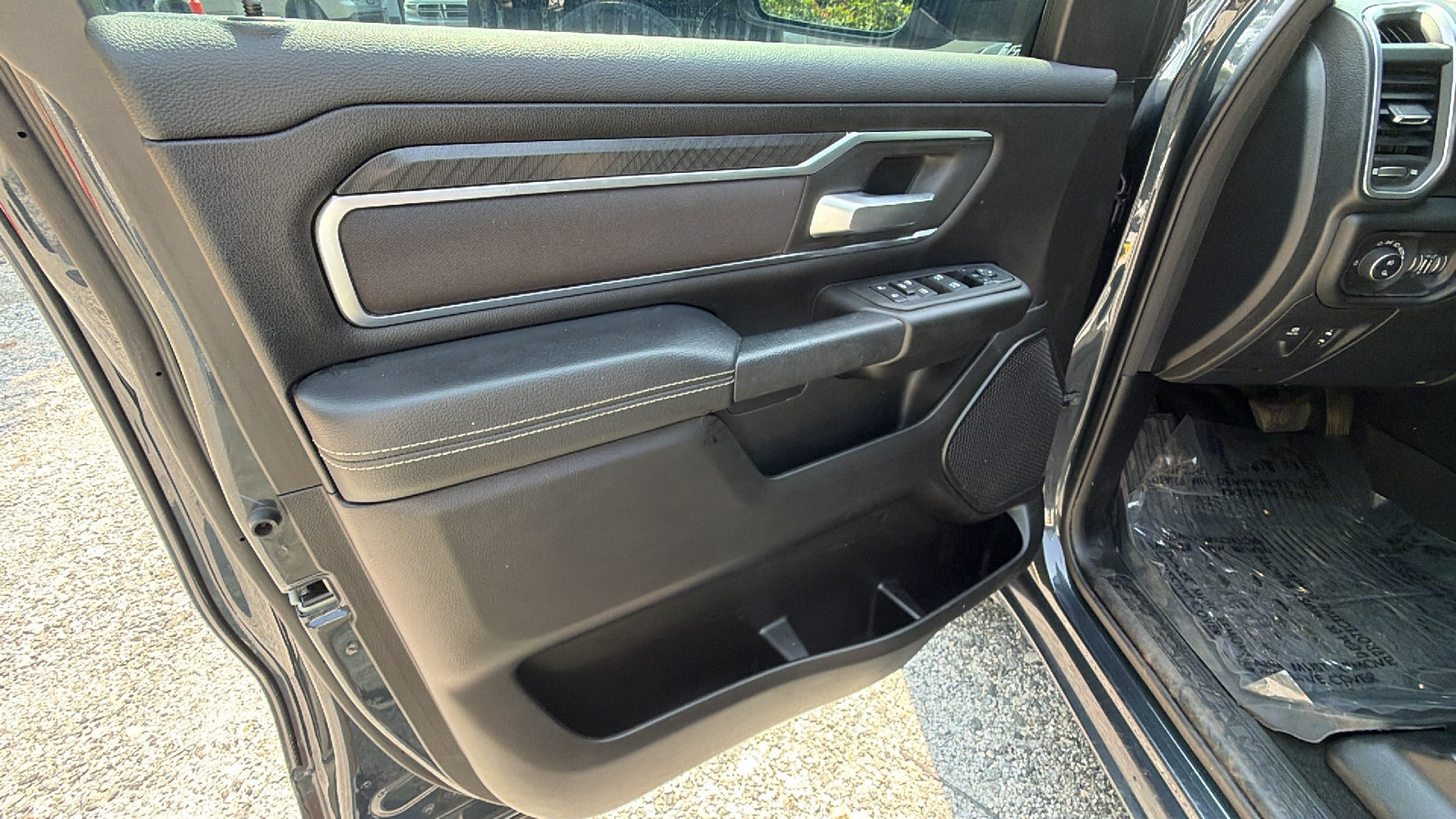 Used 2025 RAM 1500 Big Horn AWD/4WD image 14
