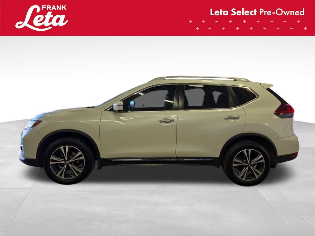 Used 2018 Nissan Rogue SL w/ Premium Package image 3