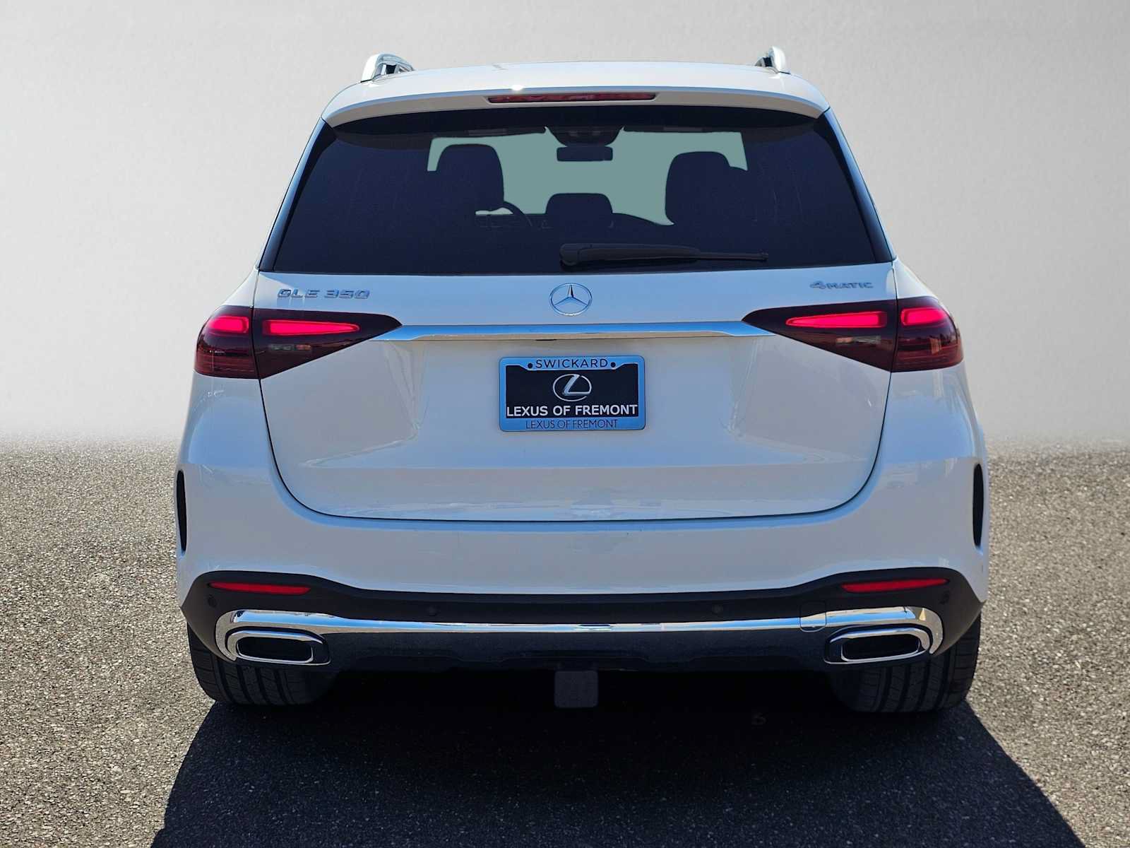 Used 2024 Mercedes-Benz GLE 350 4MATIC image 4