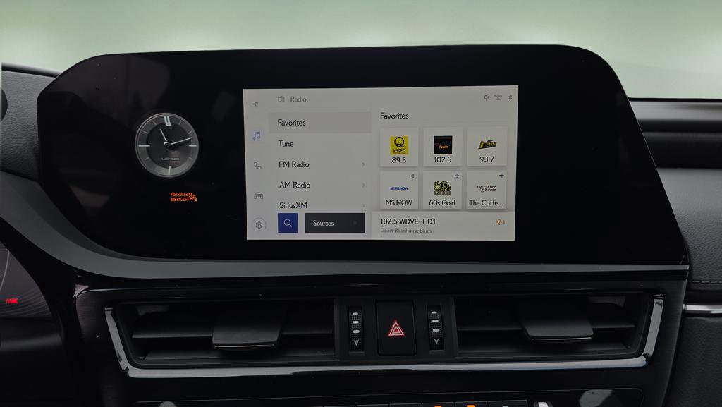 Certified 2024 Lexus ES 350 w/ Premium Package image 25