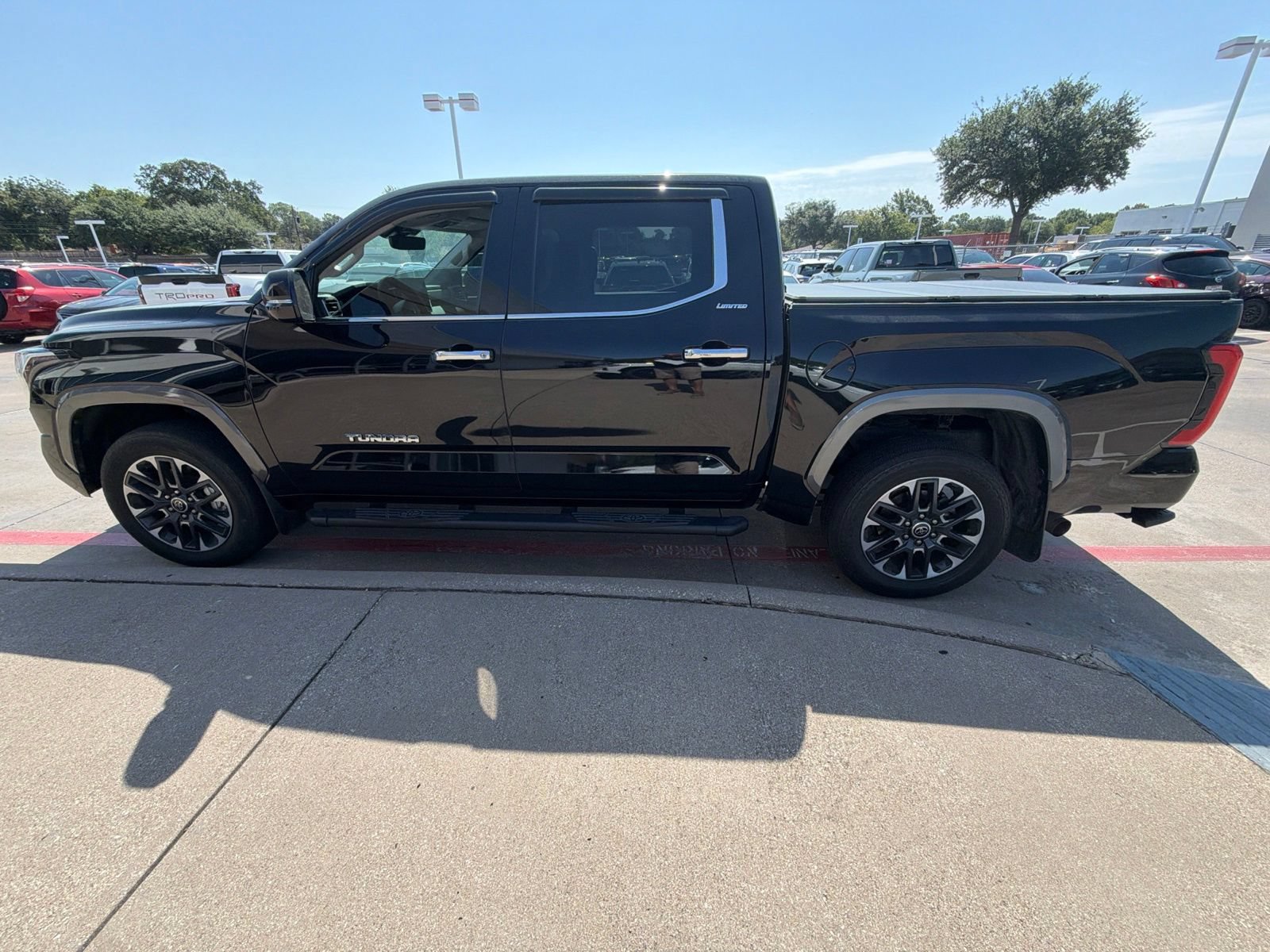 Used 2024 Toyota Tundra Limited w/ Power Package AWD/4WD image 6