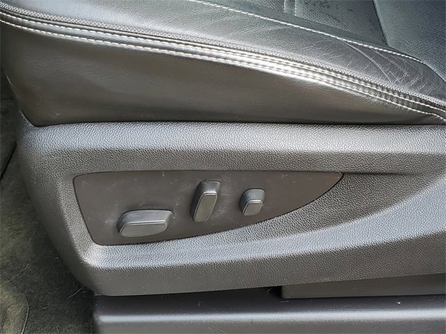 Used 2016 GMC Yukon Denali w/ Open Road Package image 24