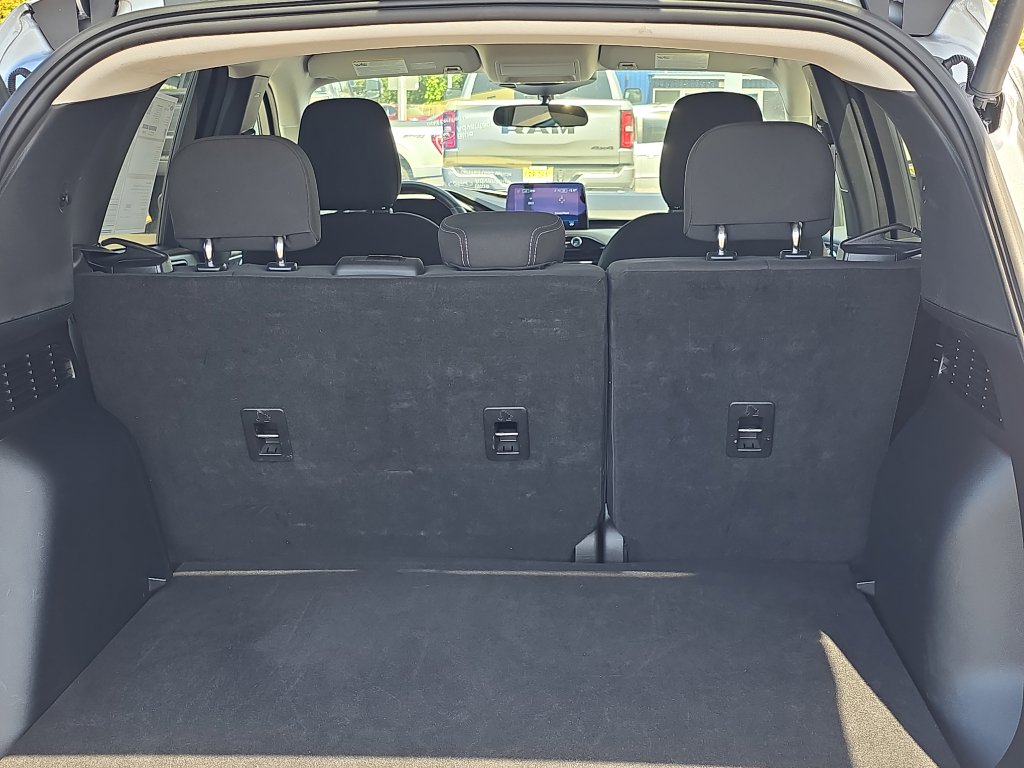 Certified 2023 Ford Escape Active image 9