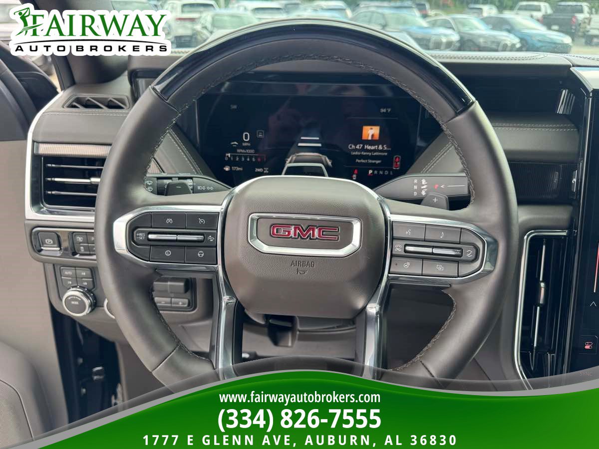 Used 2026 GMC Yukon Elevation w/ Elevation Premium Package AWD/4WD image 19