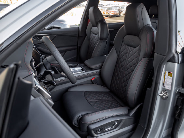 New 2026 Audi Q8 Prestige AWD/4WD image 13