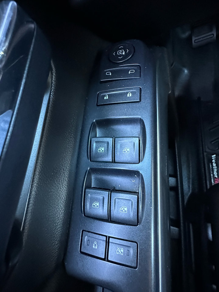 Used 2018 Chevrolet Silverado 1500 LT w/ All Star Edition image 15