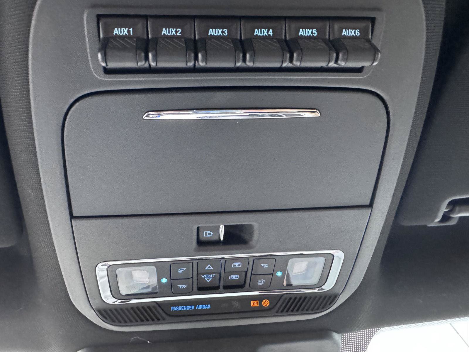 Used 2023 Ford F250 Lariat w/ Sport Appearance Package AWD/4WD image 18