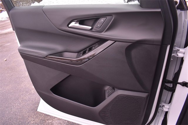 New 2026 Chevrolet Equinox LT w/ Convenience Package II image 32