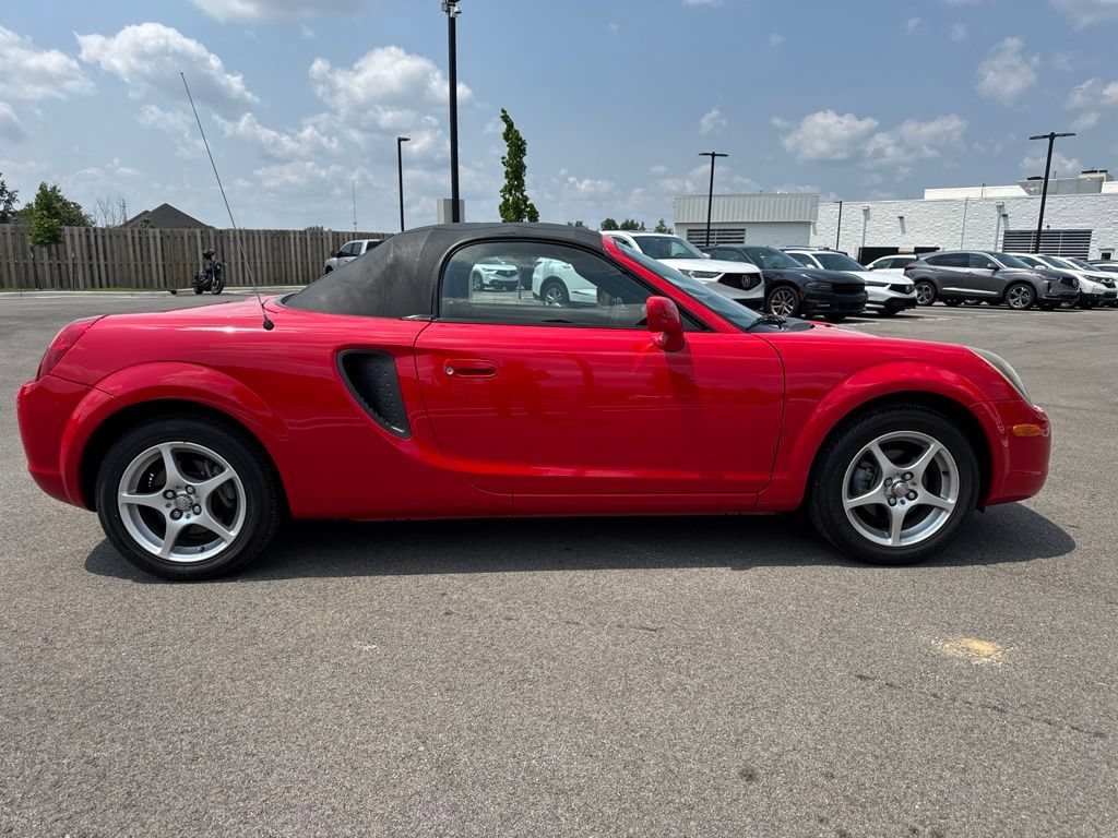 Used 2001 Toyota MR2 RWD image 11